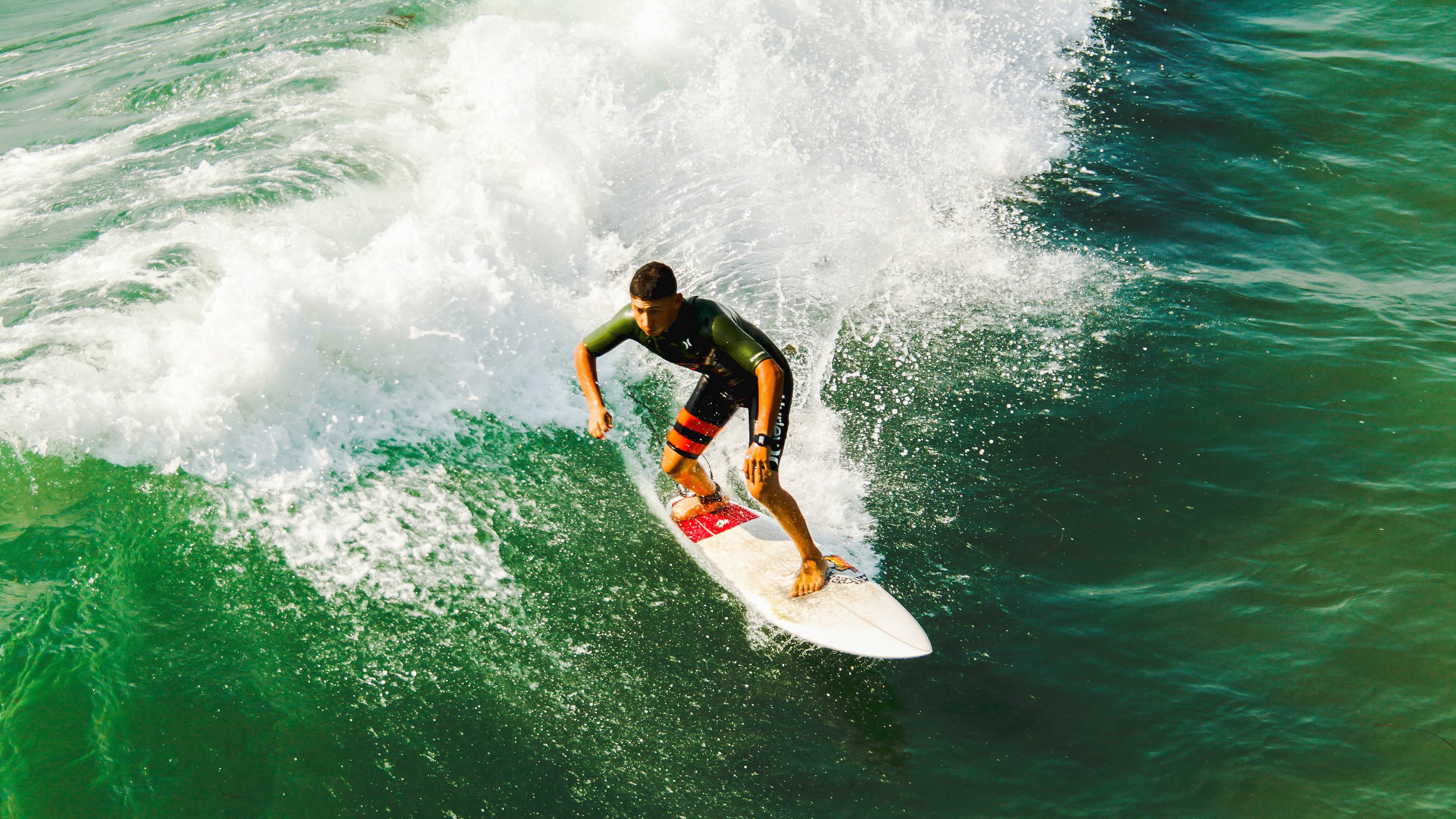 蛙泳冲刺中立代表队A稳扎稳打，蛙泳冲刺技巧